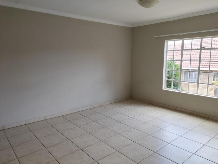 3 Bedroom Property for Sale in Pentagon Park Free State